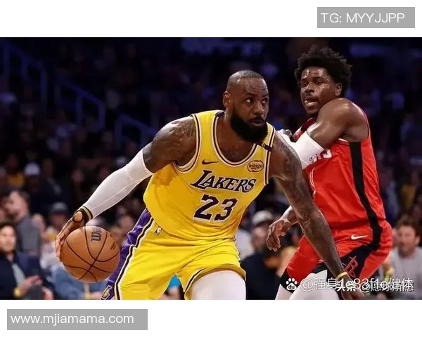 2019年NBA勇士队与热火队精彩对决回顾与分析 2019年NBA勇士队与热火队精彩对决回顾与分析