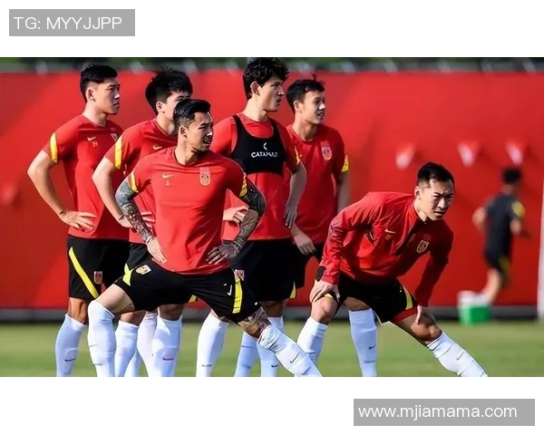 国足迎战乌兹别克世预赛全力争胜展现团队精神与实力 国足迎战乌兹别克世预赛全力争胜展现团队精神与实力