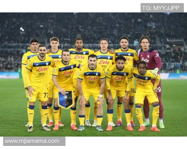 德黑兰独立队与希拉尔队的激烈对决展现足球魅力与战术智慧